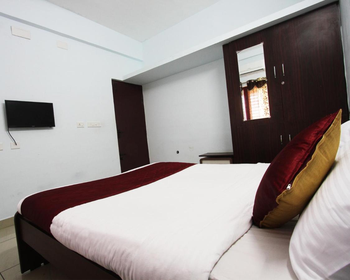 Lakshana Service Apartment - Big Temple Tańdźawur Zewnętrze zdjęcie