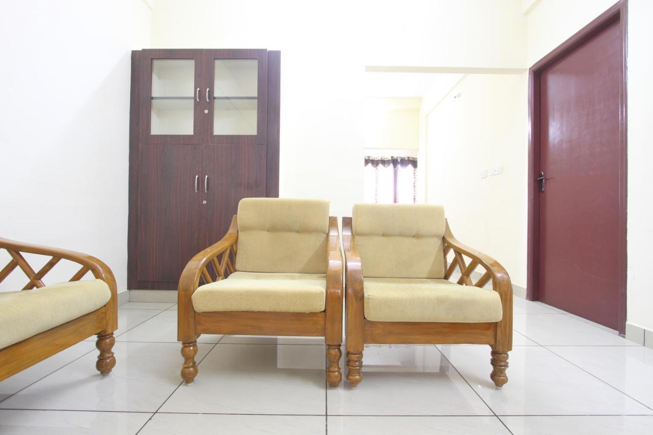 Lakshana Service Apartment - Big Temple Tańdźawur Zewnętrze zdjęcie